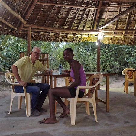 Mangrove View Bed and Breakfast Watamu Buitenkant foto