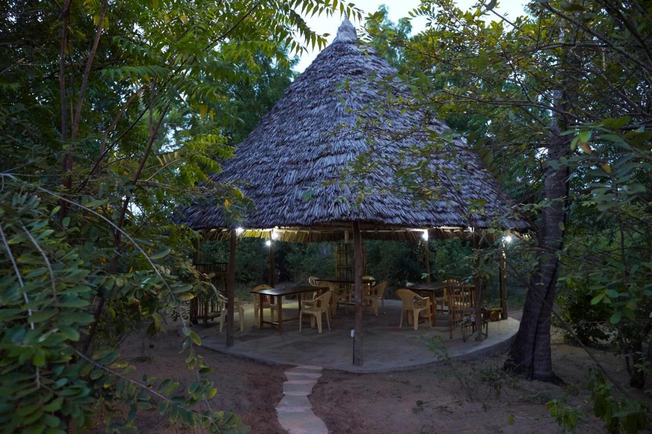 Mangrove View Bed and Breakfast Watamu Buitenkant foto